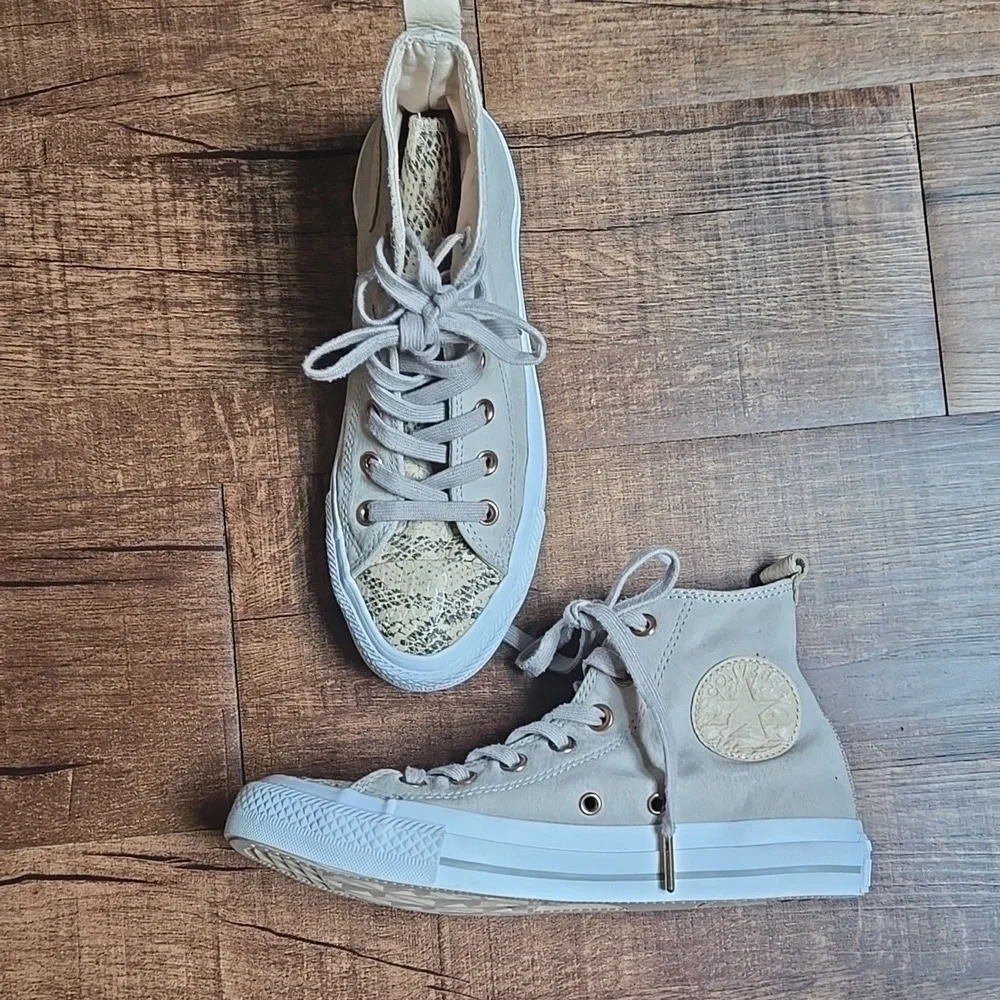 Converse Chuck Taylor All Star Hi-Top Sneakers – Papyrus/White/Dolphin Snakeskin - Picture 2 of 7